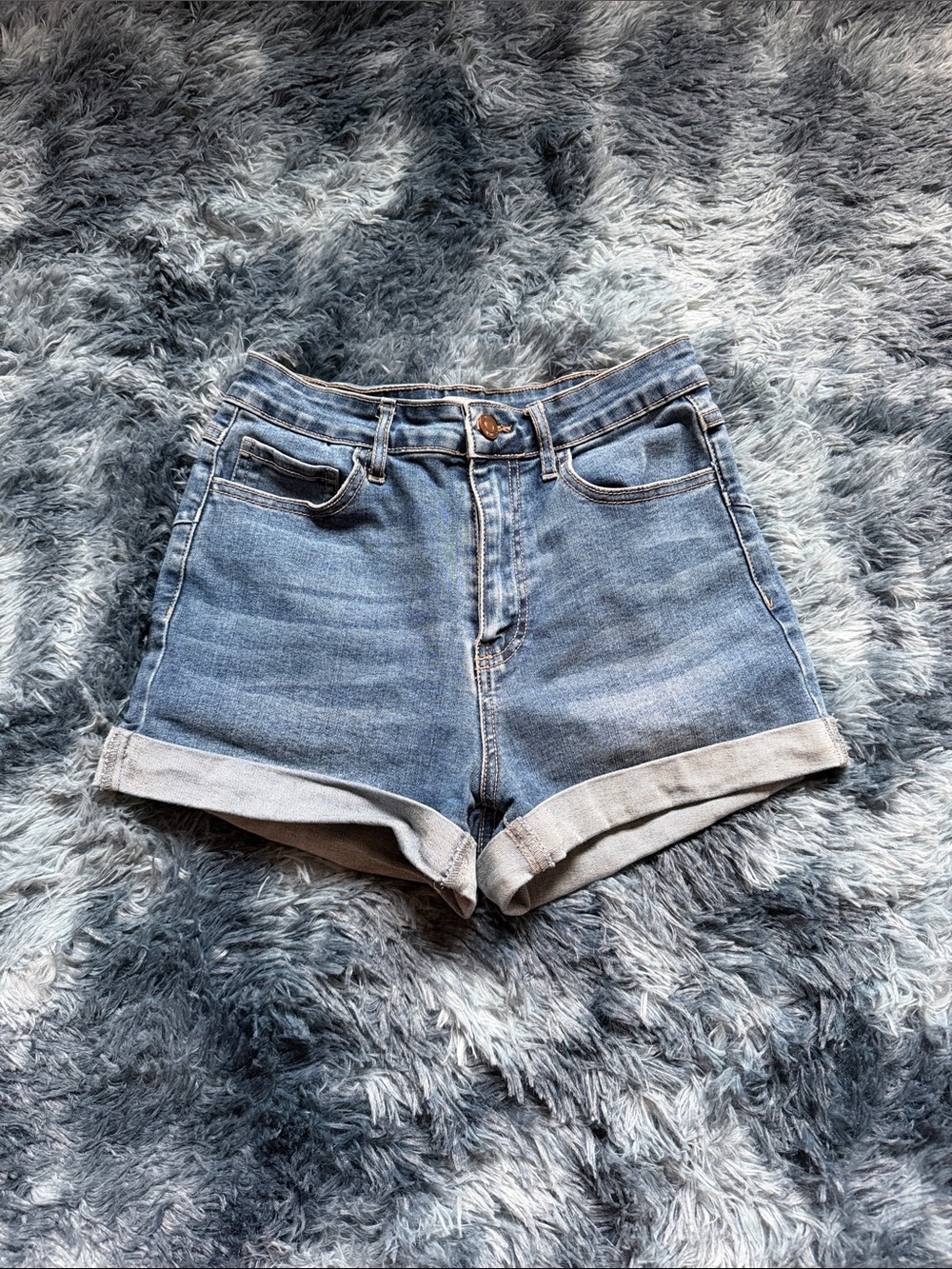 Classic High-Rise Denim Shorts - Light Blue